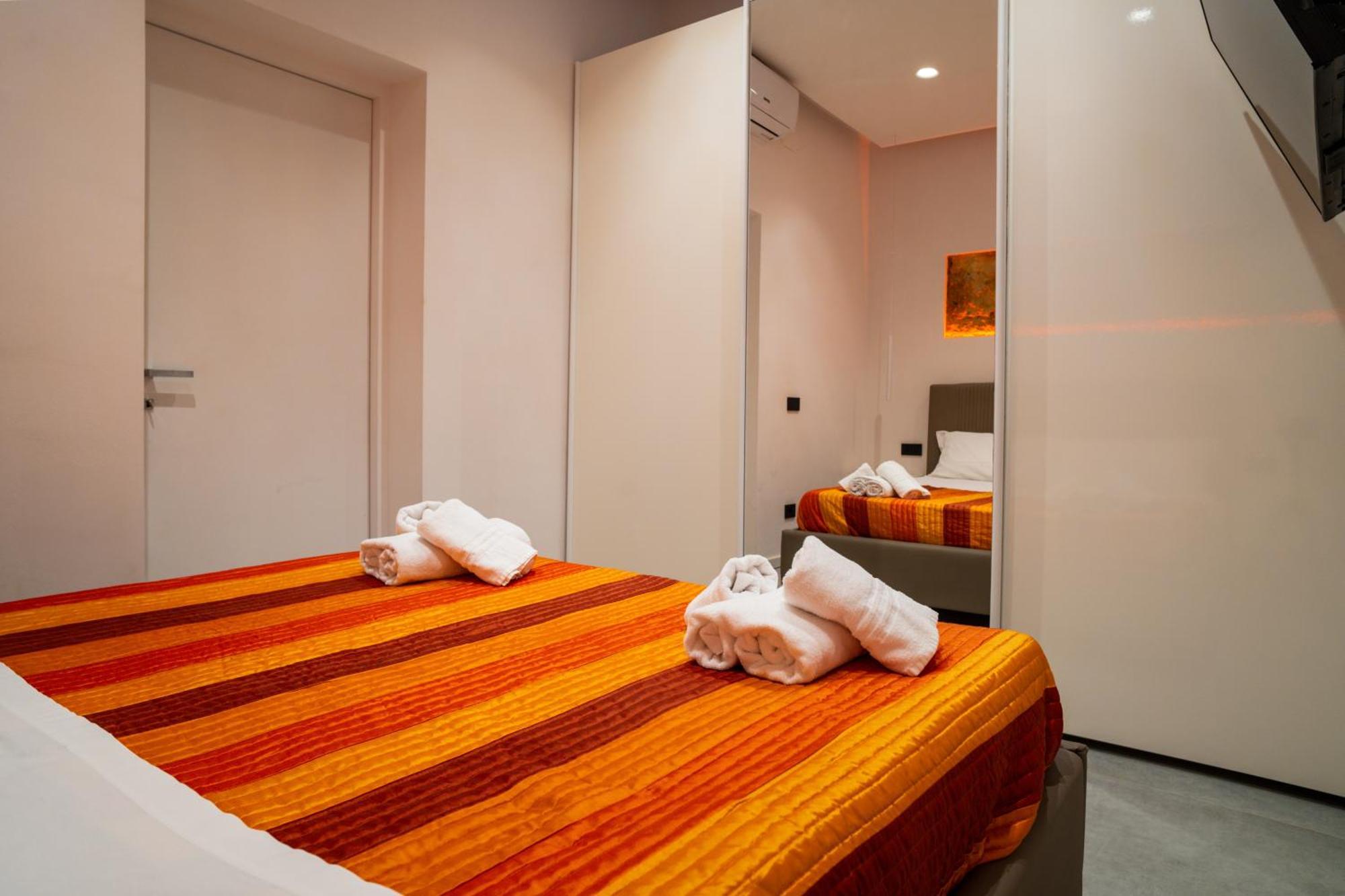 Politeama Centre Suite Palermo Ngoại thất bức ảnh