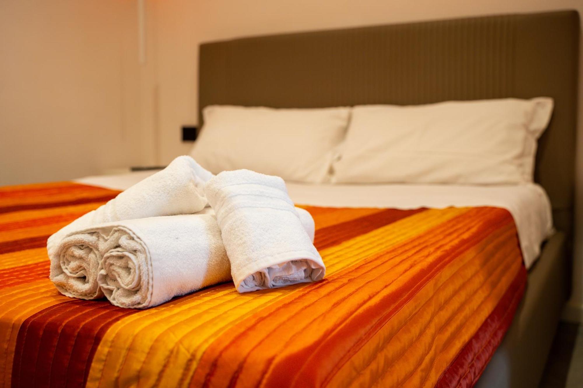 Politeama Centre Suite Palermo Ngoại thất bức ảnh
